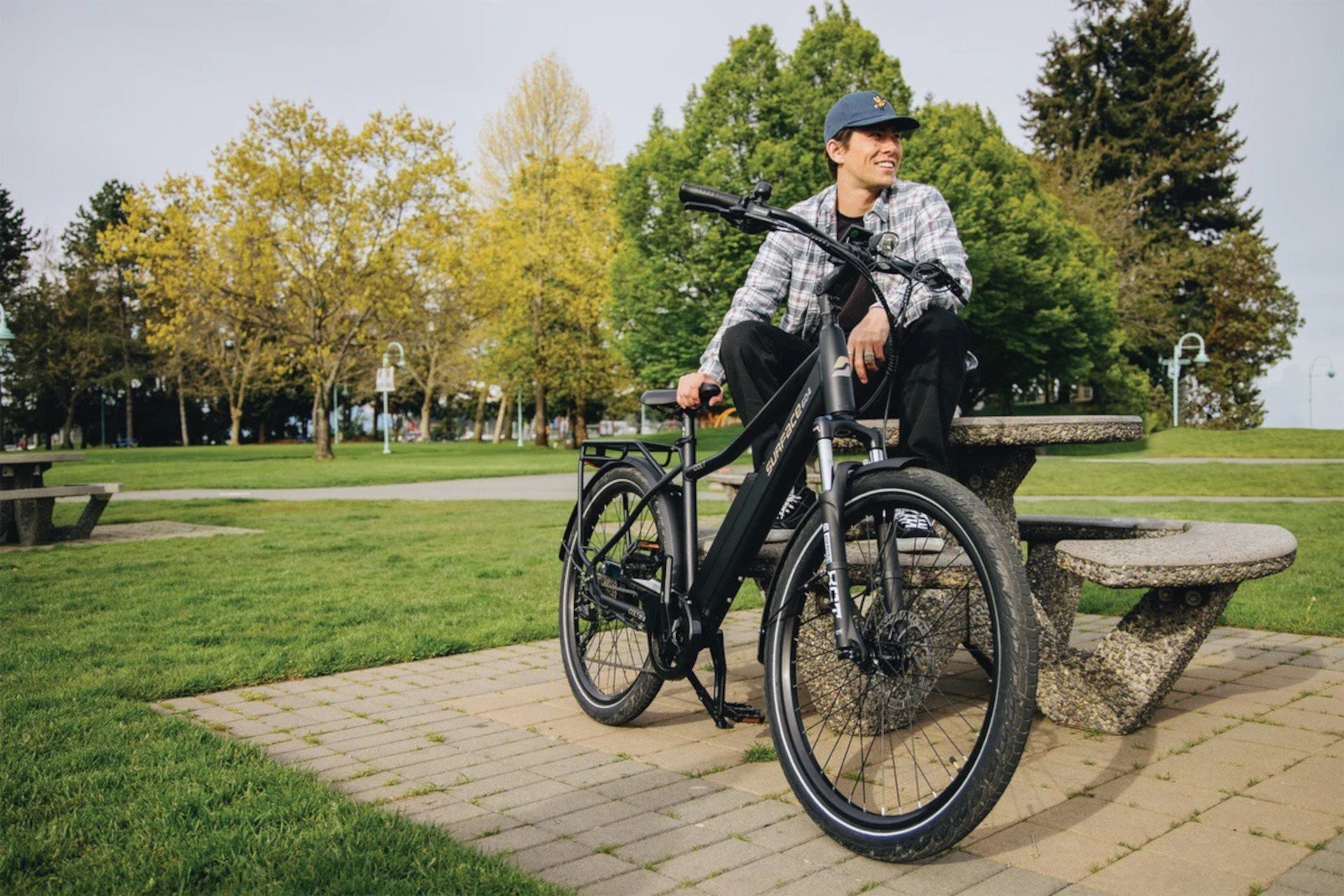 Surface604 ebike with fenders and cargo rack
