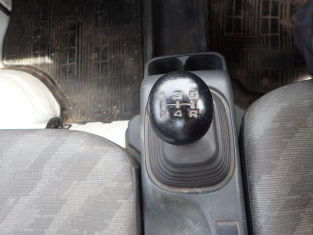2006 Suzuki Carry JDM car for sale — photo 13 of 25