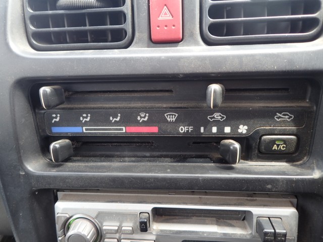 2006 Suzuki Carry JDM car for sale — photo 15 of 25