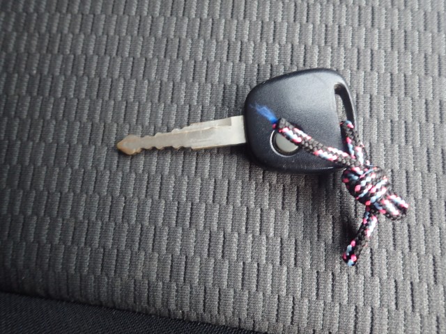2007 Suzuki Jimny JDM car for sale — photo 18 of 22