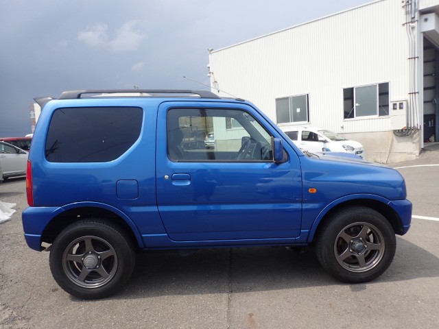 2007 Suzuki Jimny JDM car for sale — photo 3 of 22