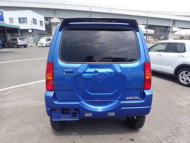 2007 Suzuki Jimny JDM car for sale — photo 5 of 22