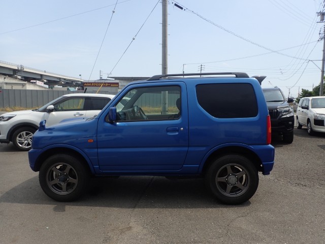 2007 Suzuki Jimny JDM car for sale — photo 7 of 22