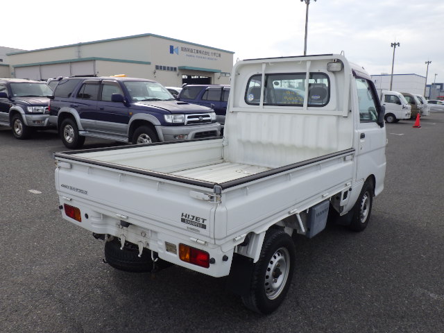 2006 Daihatsu Hijet JDM car for sale — photo 7 of 25