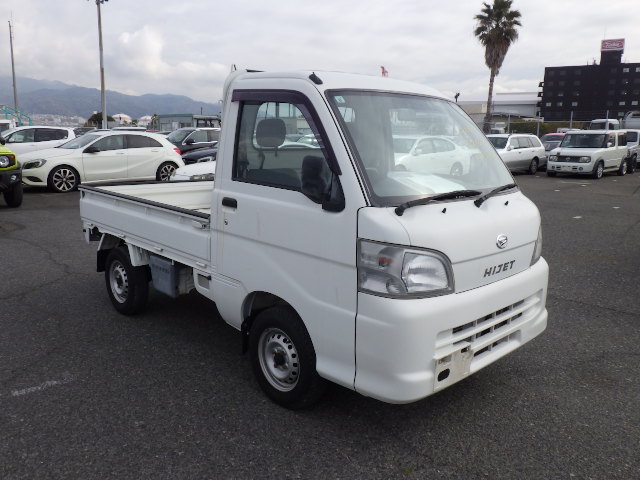 2006 Daihatsu Hijet JDM car for sale — photo 2 of 25