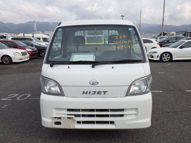 2006 Daihatsu Hijet JDM car for sale — photo 3 of 25