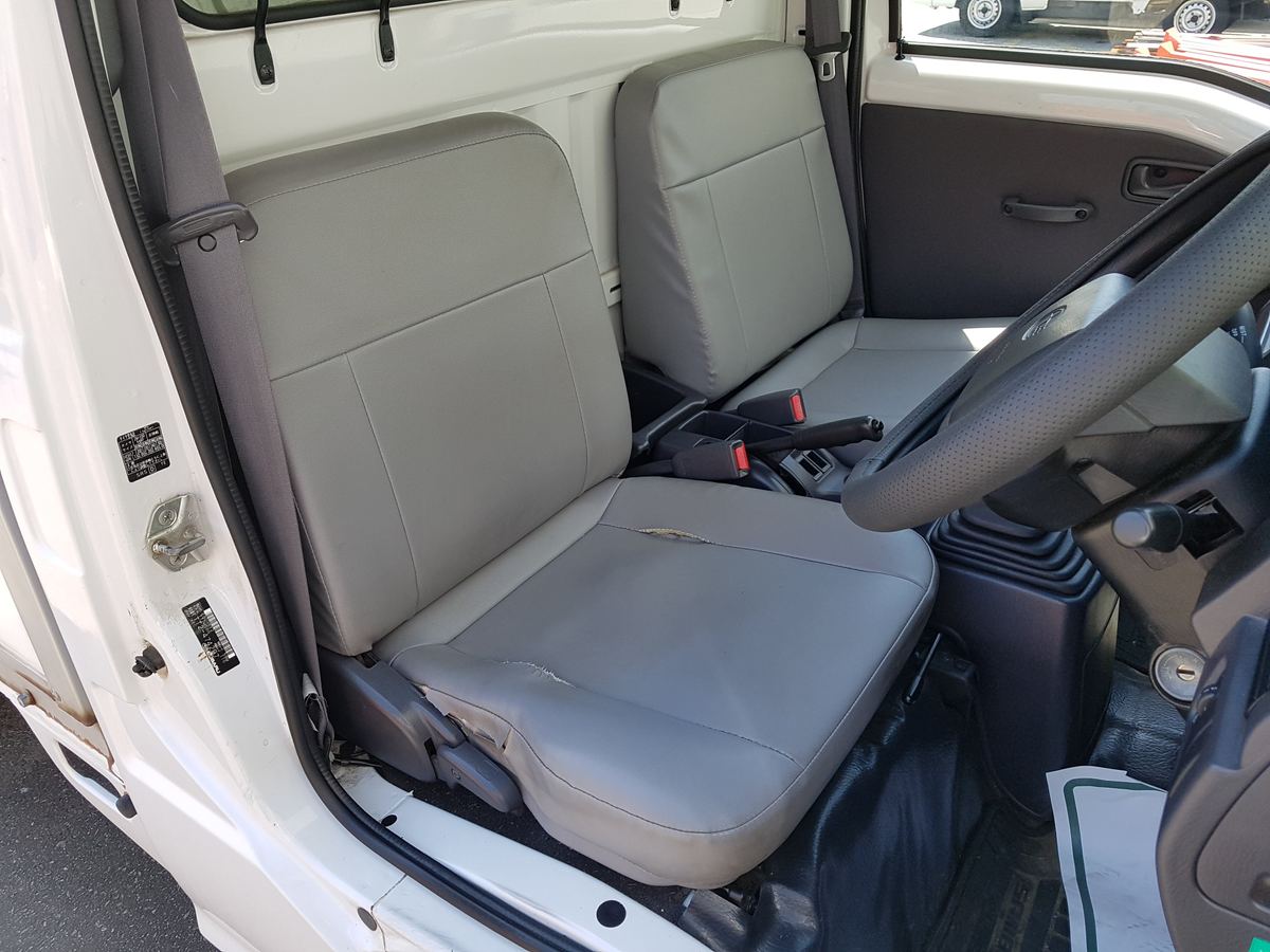 2010 Subaru Sambar JDM car for sale — photo 11 of 18