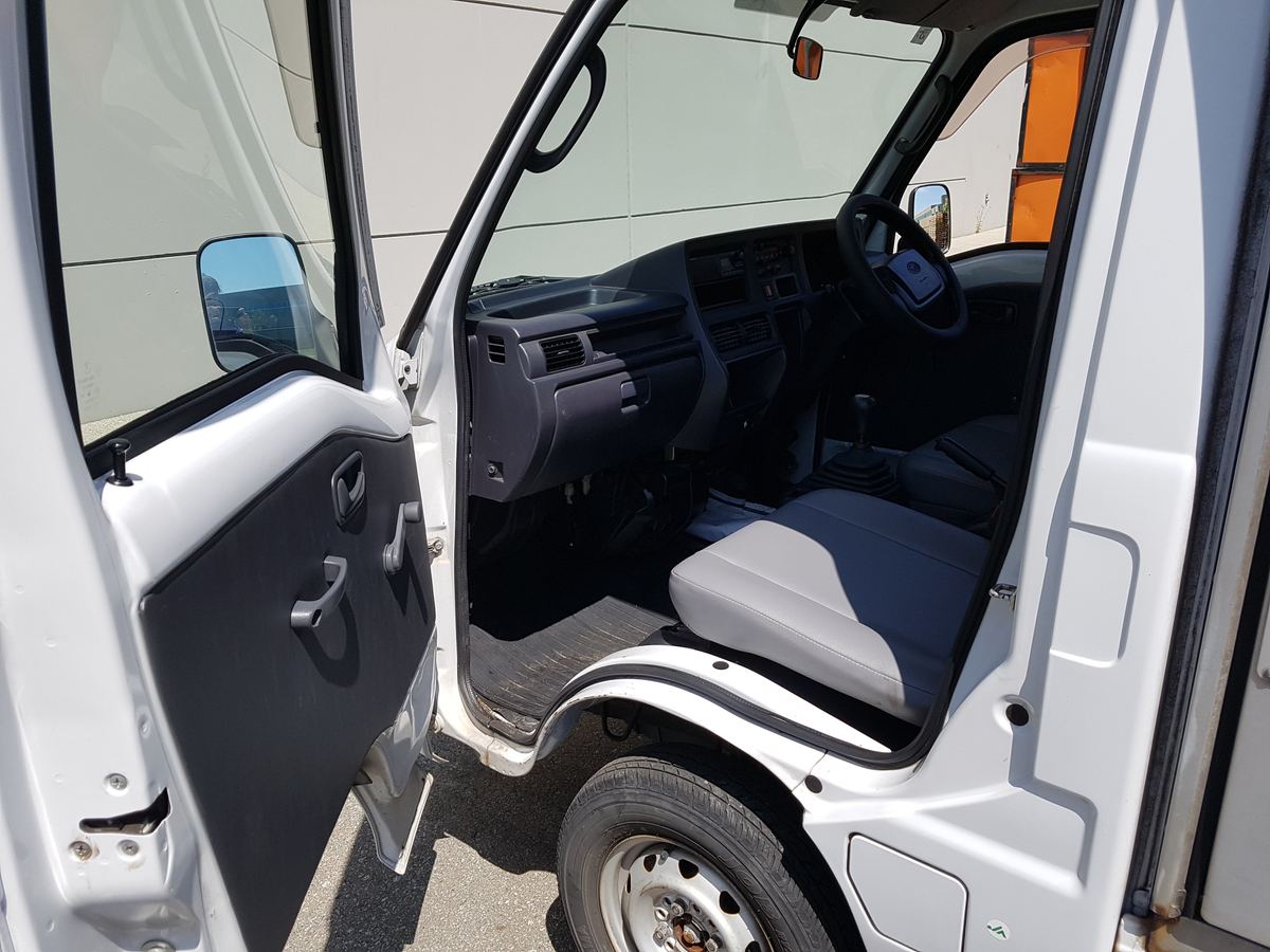 2010 Subaru Sambar JDM car for sale — photo 12 of 18