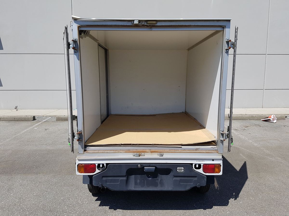 2010 Subaru Sambar JDM car for sale — photo 16 of 18