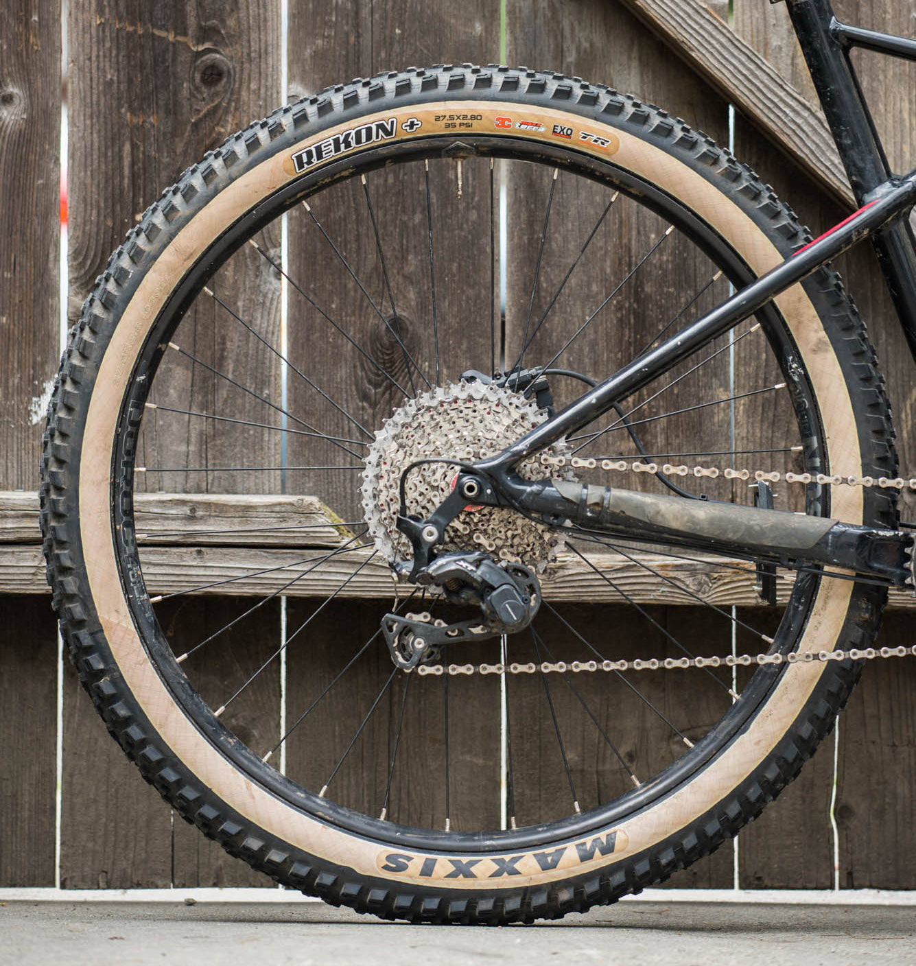 Maxxis Rekon Plus Tire - 27.5 x 2.80, Tubeless, Folding, Black
